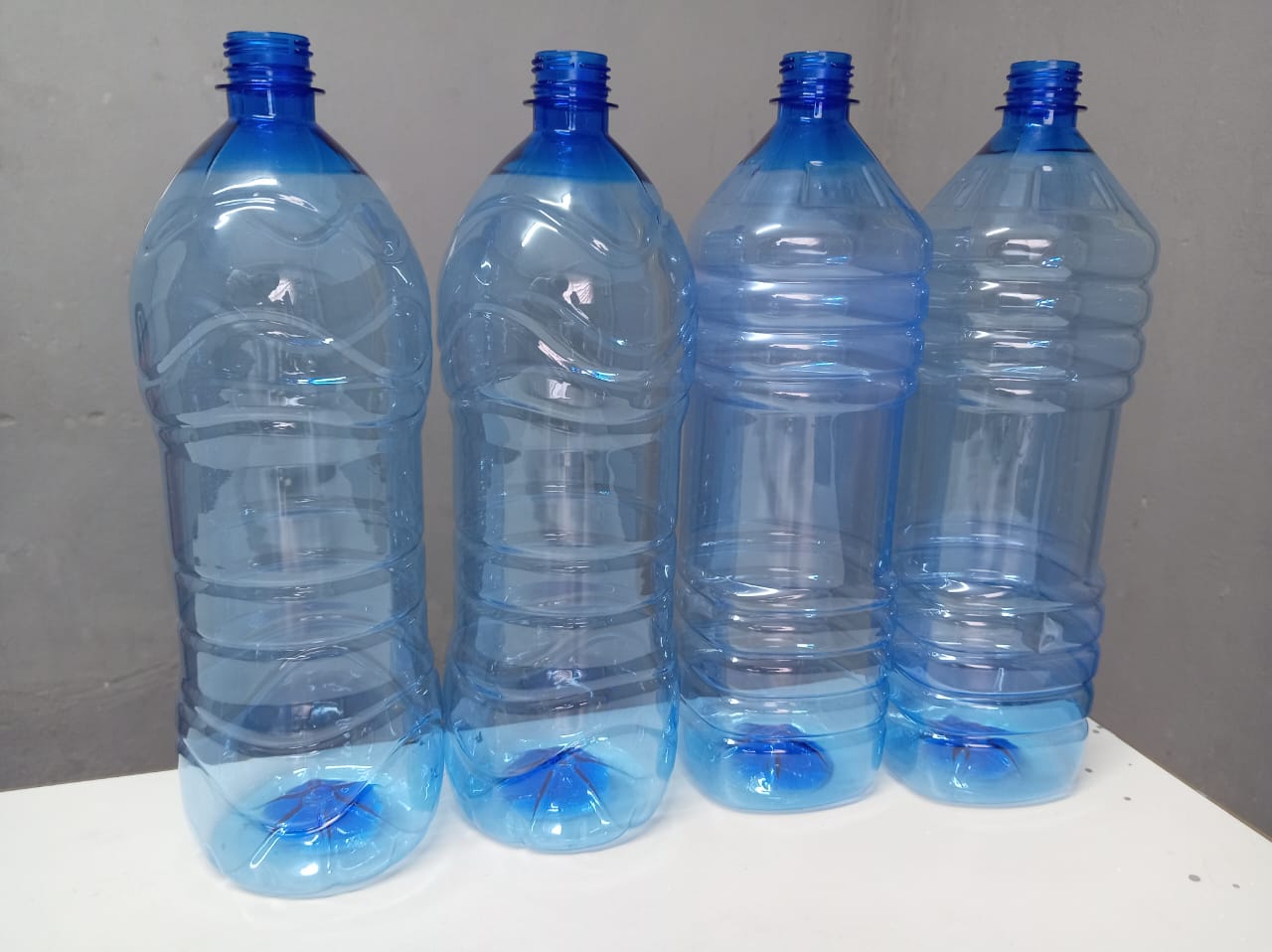 1.5L PET water bottles
